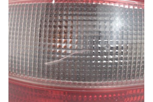 Recambio de piloto trasero izquierdo para citroen saxo referencia OEM IAM 6350F7  