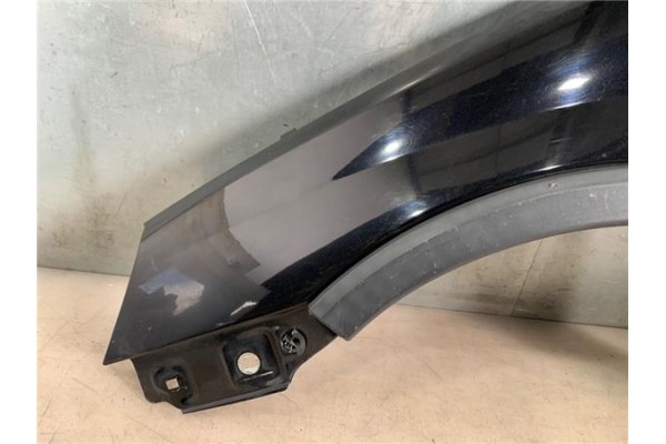 Recambio de aleta delantero izquierda para opel corsa c 1.3 cdti referencia OEM IAM 9196448 9196448 