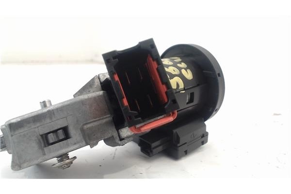 Recambio de llave para renault clio iii 1.5 dci referencia OEM IAM 216738847bt  