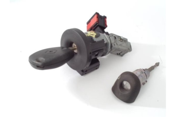 Recambio de llave para renault clio iii 1.5 dci referencia OEM IAM 216738847bt  