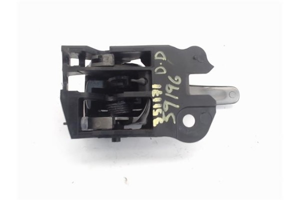 Recambio de manilla int. puerta delantero derecha para toyota verso (aur2/zgr2) 2.0 d-4d referencia OEM IAM 62316a2  
