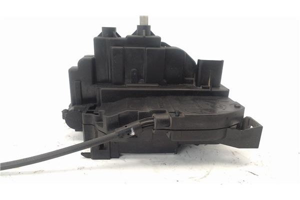 Recambio de cierre electromagnetico delantero derecho para renault clio iii 1.5 dci referencia OEM IAM 8200300127  
