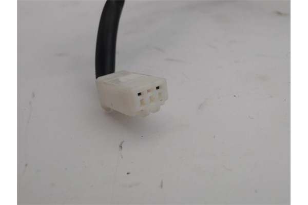 Recambio de anclaje cinturon delantero derecho para toyota verso (aur2/zgr2) 2.0 d-4d referencia OEM IAM 1061222  