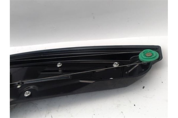 Recambio de elevalunas electrico trasero derecho para land rover discovery 2.7 td referencia OEM IAM CVH500022  