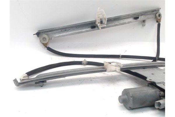Recambio de elevalunas electrico delantero derecho para citroen xsara picasso 2.0 hdi referencia OEM IAM 9222G0  