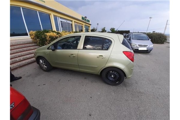 opel corsa d del año 2006