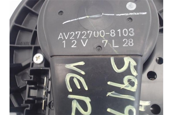 Recambio de motor calefaccion para toyota verso (aur2/zgr2) 2.0 d-4d referencia OEM IAM av2727008103  