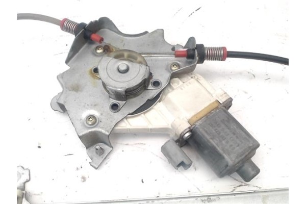Recambio de elevalunas electrico delantero derecho para nissan micra (k12e) 1.2 16v referencia OEM IAM 80700BC400  