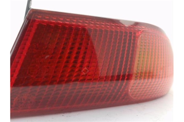 Recambio de piloto trasero derecho para alfa romeo 156 (116) 2.4 jtd referencia OEM IAM 60620136  