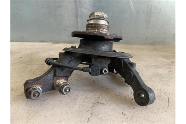 Recambio de mangueta delantero derecha para opel corsa c 1.4 referencia OEM IAM 308039 9156141 