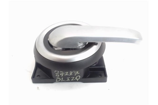 Recambio de manilla int. puerta delantero izquierda para fiat 500x (334) 1.6 urban referencia OEM IAM 735610512  