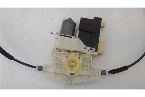 Recambio de mecanismo elevalunas delantero izquierdo para citroen c4 coupe 1.6 vtr plus referencia OEM IAM 9221AS 996385101 