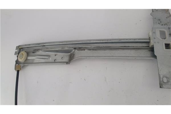 Recambio de mecanismo elevalunas delantero izquierdo para citroen c4 coupe 1.6 vtr plus referencia OEM IAM 9221AS 996385101 