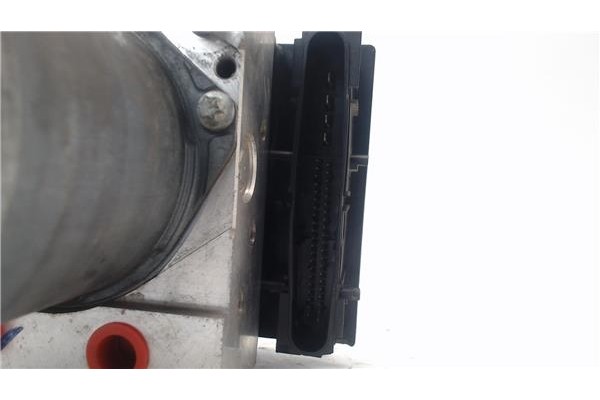 Recambio de nucleo abs para toyota verso (aur2/zgr2) 2.0 d-4d referencia OEM IAM 265230017  