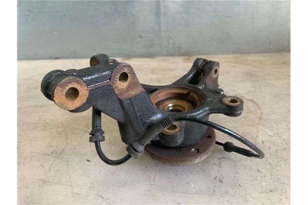 Recambio de mangueta delantero derecha para renault captur i 0.9 zen referencia OEM IAM 400148079R  