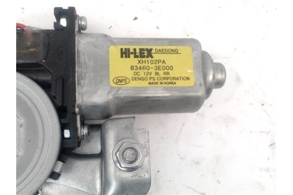 Recambio de elevalunas electrico trasero derecho para kia sorento (bl) 2.5 crdi referencia OEM IAM 83402300  