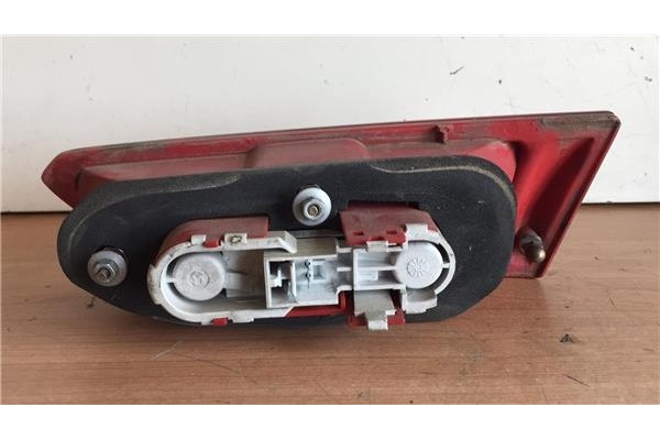 Recambio de piloto trasero izquierdo para alfa romeo 156 sportwagon (116) 1.6 16v t. spark impression referencia OEM IAM 6062013