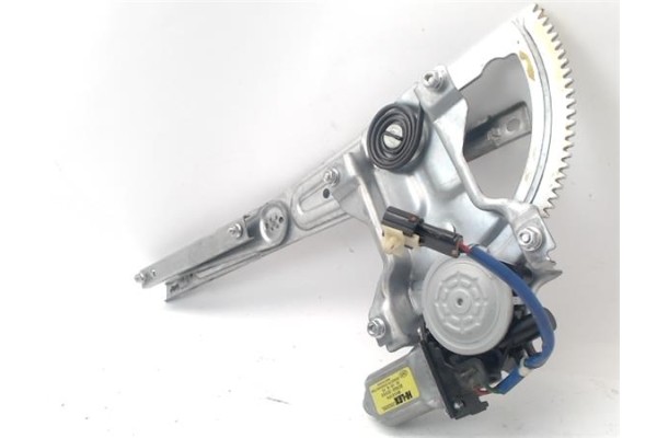Recambio de elevalunas electrico delantero derecho para kia sorento (bl) 2.5 crdi referencia OEM IAM 82402300  