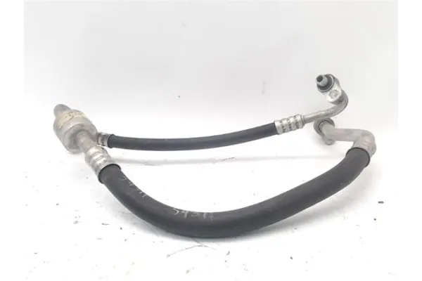 Recambio de tubo salida compresor para opel astra j 1.6 referencia OEM IAM 13338427  