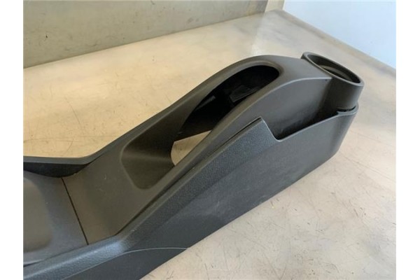 Recambio de embellecedor consola central para seat ibiza berlina (6j5) 1.6 tdi referencia OEM IAM 6J0863243B4W4  