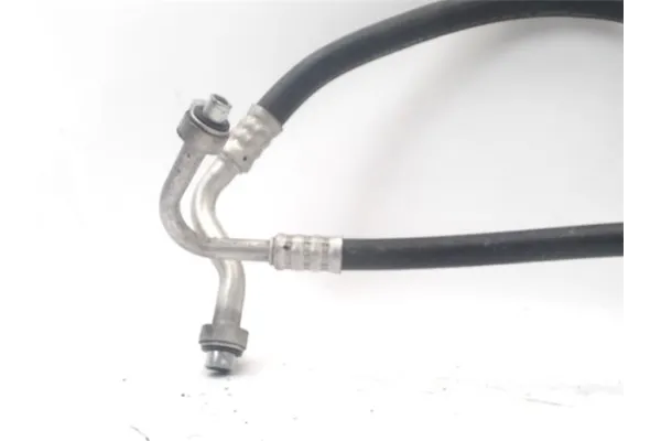 Recambio de tubo salida compresor para opel astra j 1.6 referencia OEM IAM 13338427  