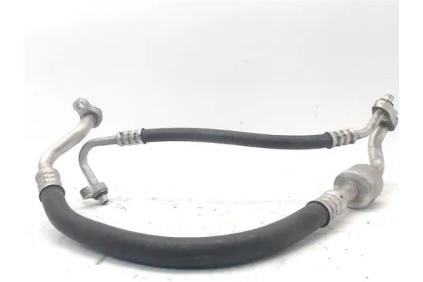 Recambio de tubo salida compresor para opel astra j 1.6 referencia OEM IAM 13338427  