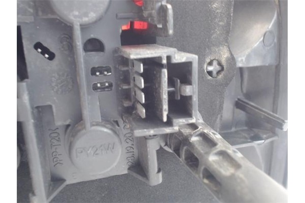 Recambio de piloto trasero izquierdo para fiat stilo (192) multi wagon 1.9 jtd referencia OEM IAM 46758989  