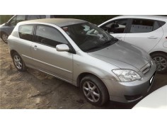 toyota corolla (e12) del año 2004