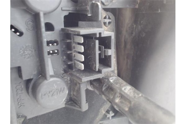 Recambio de piloto trasero derecho para fiat stilo (192) multi wagon 1.9 jtd referencia OEM IAM 46758986  