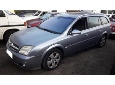 opel vectra c berlina del año 2004