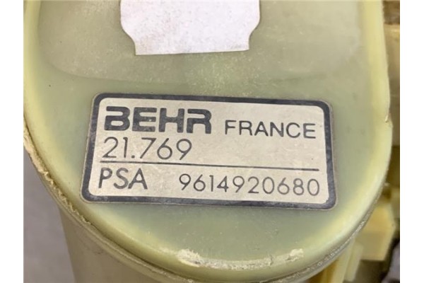 Recambio de radiador para peugeot 306 3/5 pt. (s1) 1.6 xn referencia OEM IAM 133045  