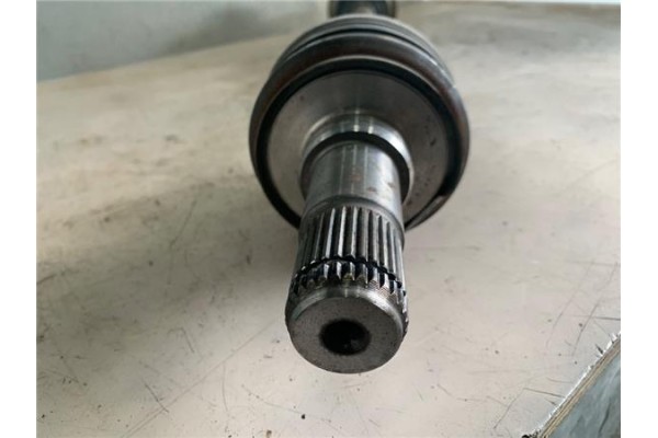 Recambio de palier trasero derecho para lexus is ii (_xe2_) 220 d (ale20) referencia OEM IAM 4233030160  