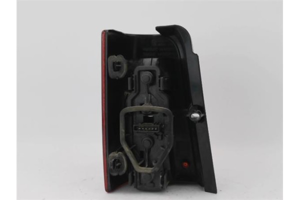 Recambio de piloto trasero derecho para peugeot partner (s1) 1.9 break referencia OEM IAM 6351EC  
