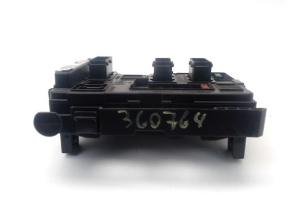 Recambio de caja fusibles/rele para citroen xsara picasso 1.6 hdi referencia OEM IAM 6556Y0  