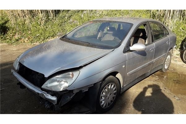 citroen c5 berlina del año 2001