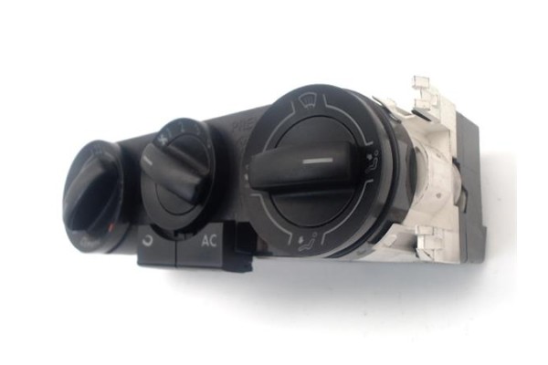 Recambio de mandos calefaccion / a.a. para volkswagen polo iv (9n1) 1.4 tdi referencia OEM IAM 6Q0820045E  