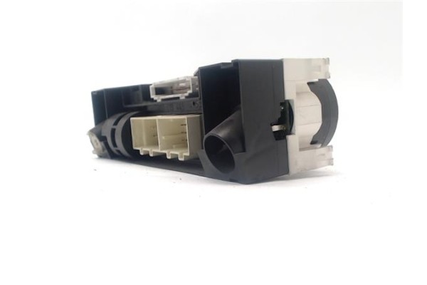 Recambio de mandos calefaccion / a.a. para volkswagen polo iv (9n1) 1.4 tdi referencia OEM IAM 6Q0820045E  