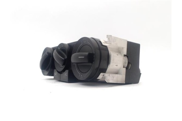 Recambio de mandos calefaccion / a.a. para volkswagen polo iv (9n1) 1.4 tdi referencia OEM IAM 6Q0820045E  