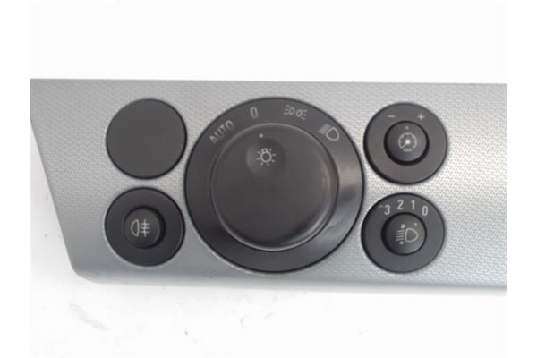 Recambio de mando de luces para opel astra h berlina 1.9 cdti 16v referencia OEM IAM 13100132  