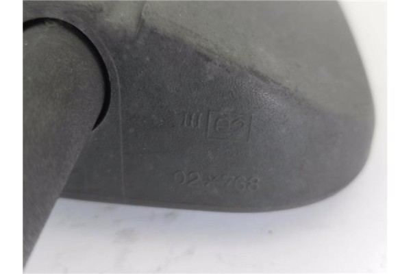Recambio de retrovisor derecho para citroen c 15 1.8 d referencia OEM IAM E200768  