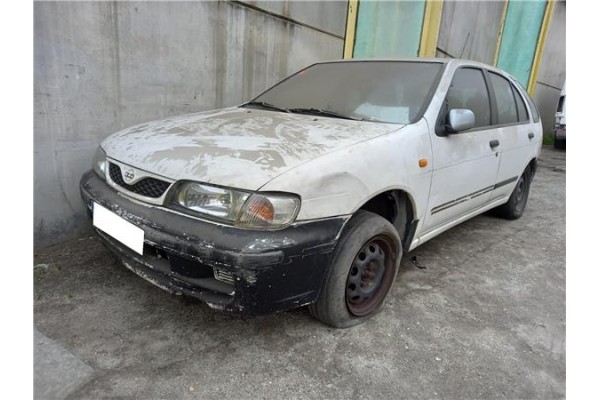 nissan almera (n15) del año 1998