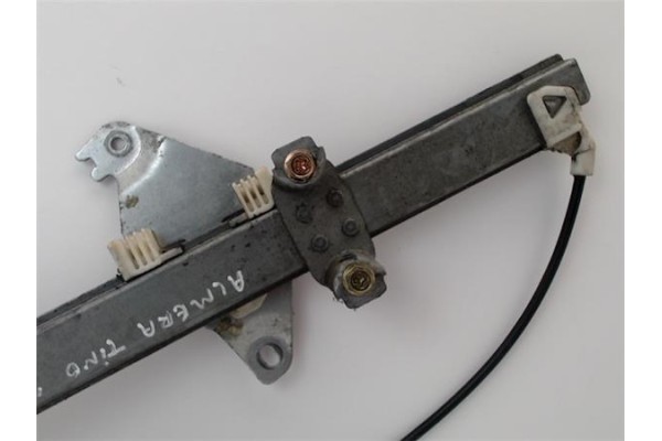 Recambio de mecanismo elevalunas delantero derecho para nissan almera tino (v10m) referencia OEM IAM   