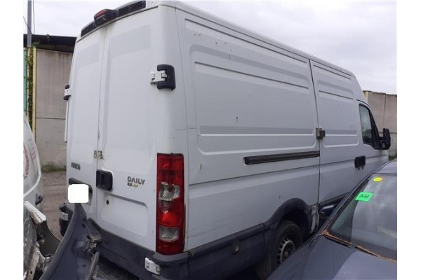 iveco daily furgón del año 2009