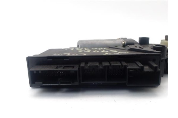 Recambio de motor elevalunas delantero derecho para audi a4 avant (8e) 1.9 tdi (96kw) referencia OEM IAM 8E1959802G 8E1959802B 