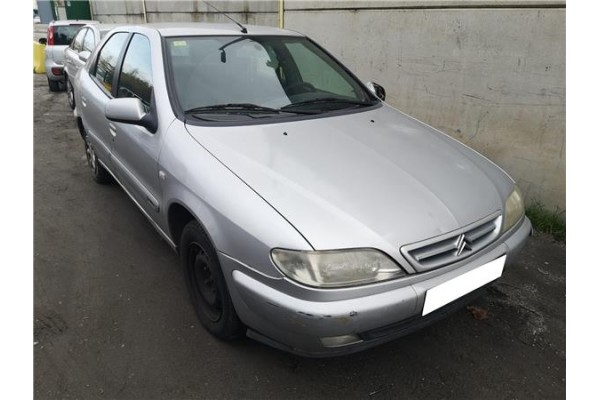 citroen xsara berlina del año 2000
