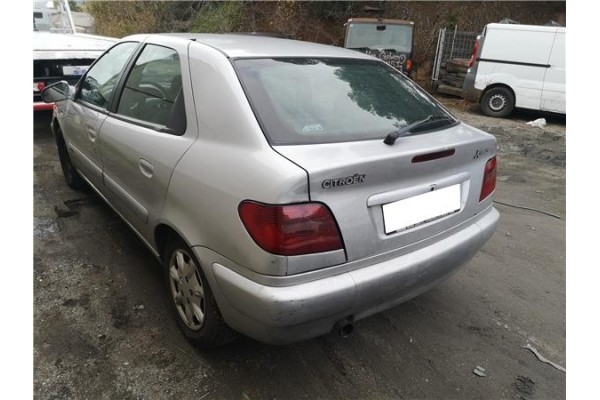 citroen xsara berlina del año 2000