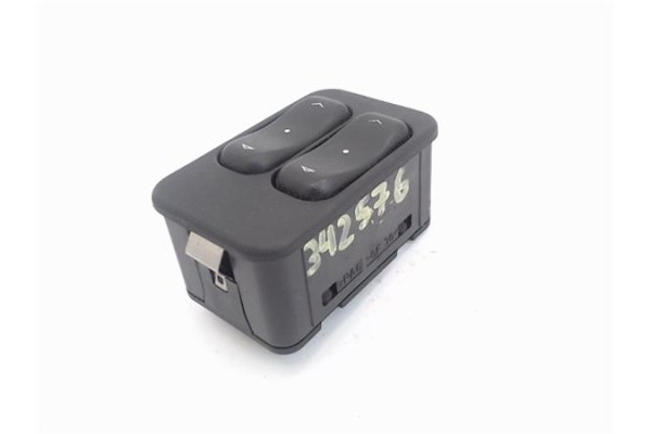 Recambio de mando elevalunas delantero izquierdo para opel corsa c referencia OEM IAM 24409205 13363202 