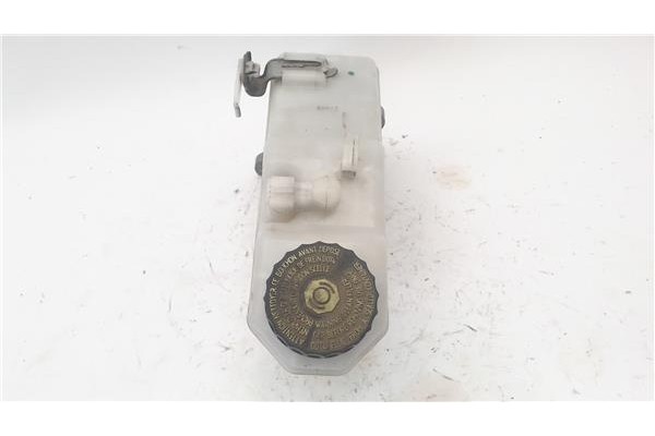 Recambio de bomba freno para toyota verso (aur2/zgr2) 2.0 d-4d referencia OEM IAM 4720109570  