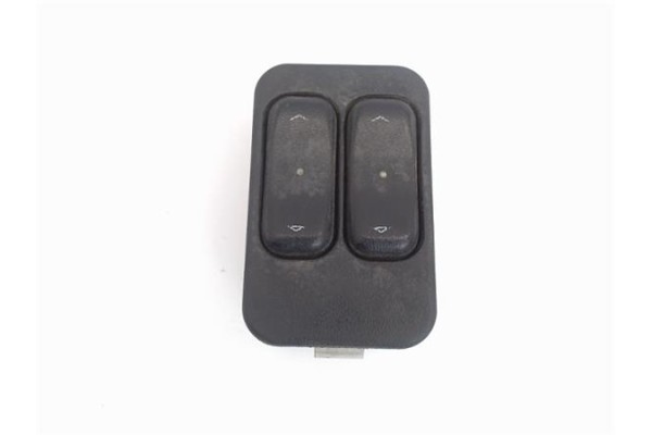 Recambio de mando elevalunas delantero izquierdo para opel zafira a referencia OEM IAM 90561088 13363201 