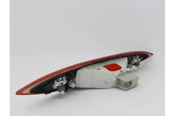 Recambio de luz central de freno para nissan note (e11e) 1.5 dci referencia OEM IAM 265905U80A  